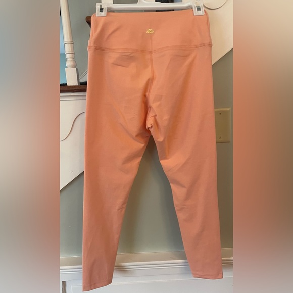 Playground Active Laguna Leggings, Size M, 7/8 length, 25” inseam, soft peach - Picture 3 of 5